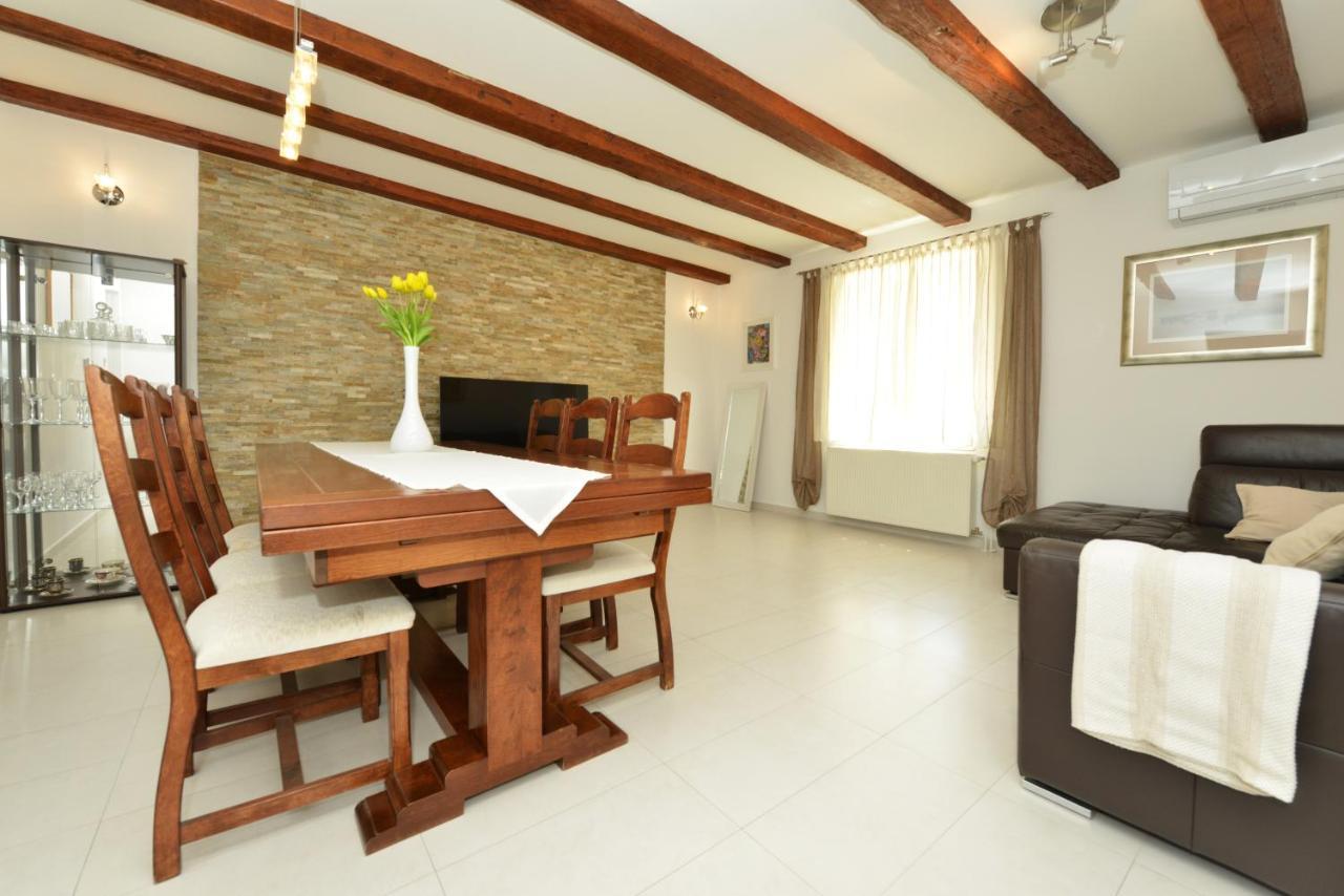 Lorena Apartment ซาดาร์ ภายนอก รูปภาพ